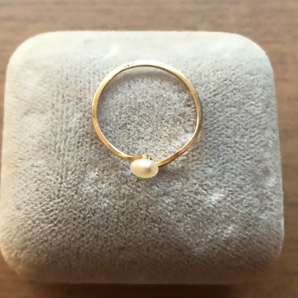 Biwa Pearl/10kt. Gold Ring. Size 6 - Picture 3 of 3